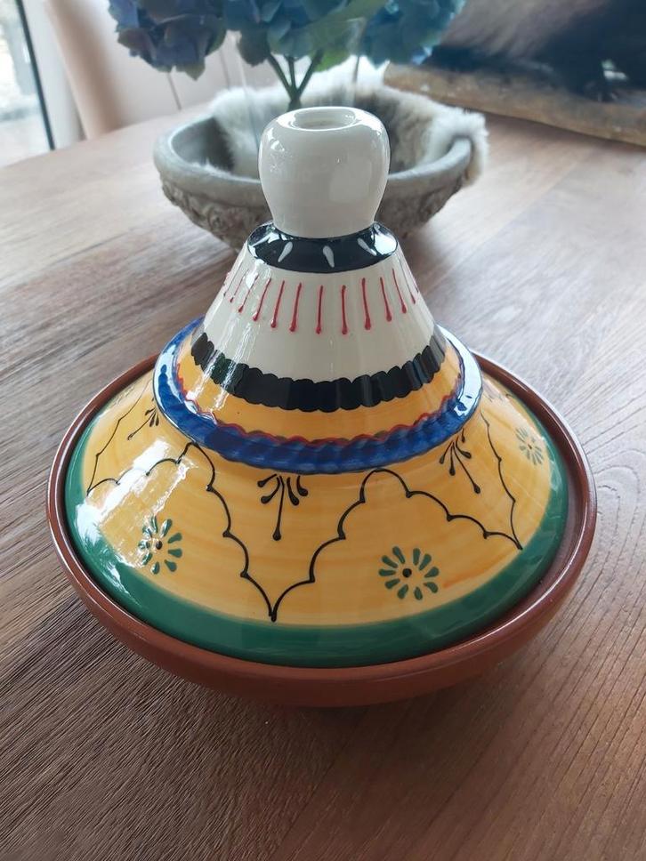Tajine, NOOIT GEBRUIKT, Huis en Inrichting, Keuken | Potten en Pannen, Nieuw, Overige materialen, Ophalen of Verzenden