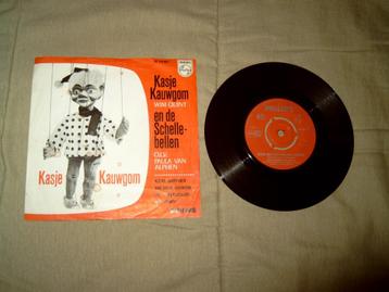 8 singles uit Televisie series te koop   beschikbaar voor biedingen