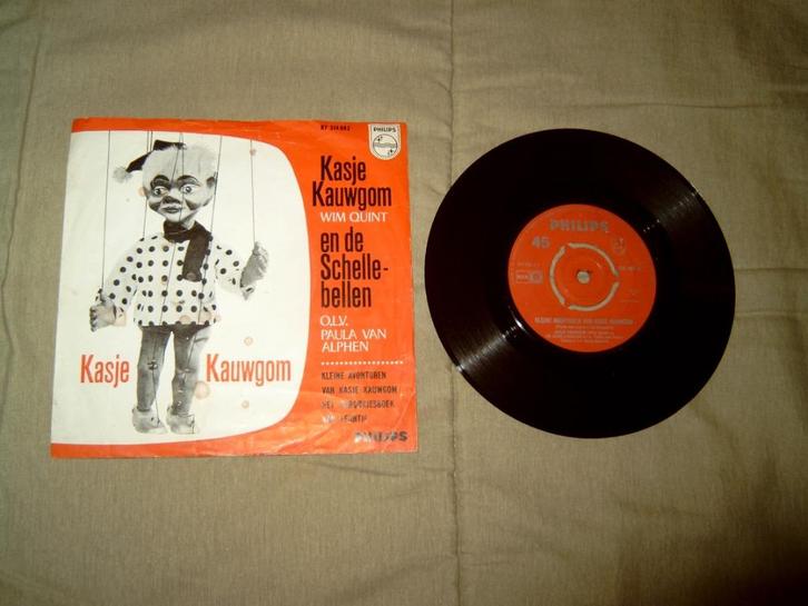 8 singles uit Televisie series te koop, Cd's en Dvd's, Vinyl | Nederlandstalig, Gebruikt, Overige genres, Overige formaten, Ophalen of Verzenden