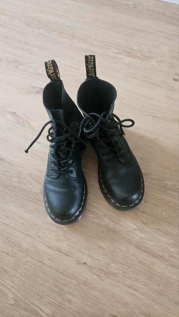 Dr. Martens maat 36