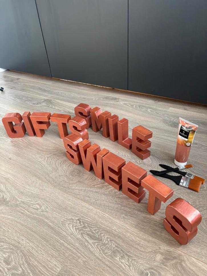 Letters bruiloft, Hobby en Vrije tijd, Feestartikelen, Zo goed als nieuw, Versiering, Geboorte of Huwelijk, Ophalen of Verzenden