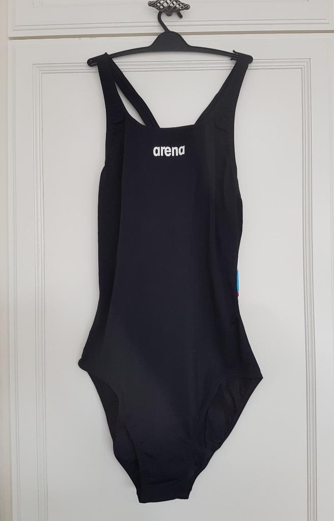 BADPAK ARENA zwart, maat 44, NIEUW, Kleding | Dames, Badmode en Zwemkleding, Nieuw, Badpak, Zwart, Ophalen of Verzenden