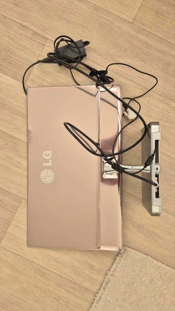 LG Flatron E2290VT - 22 inch Full HD Monitor, Computers en Software, Monitoren, Gebruikt, 60 Hz of minder, HDMI, VGA, LED, Full HD