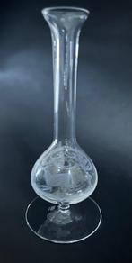 oud mondgeblazen handgeslepen soliflor vaasje, Antiek en Kunst, Antiek | Glas en Kristal, Ophalen of Verzenden