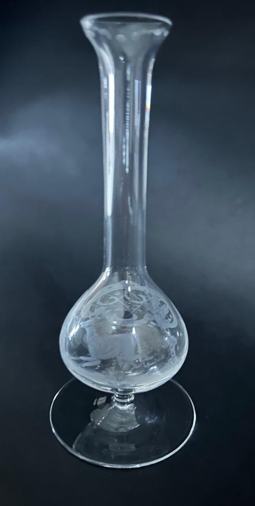 oud mondgeblazen handgeslepen soliflor vaasje, Antiek en Kunst, Antiek | Glas en Kristal, Ophalen of Verzenden