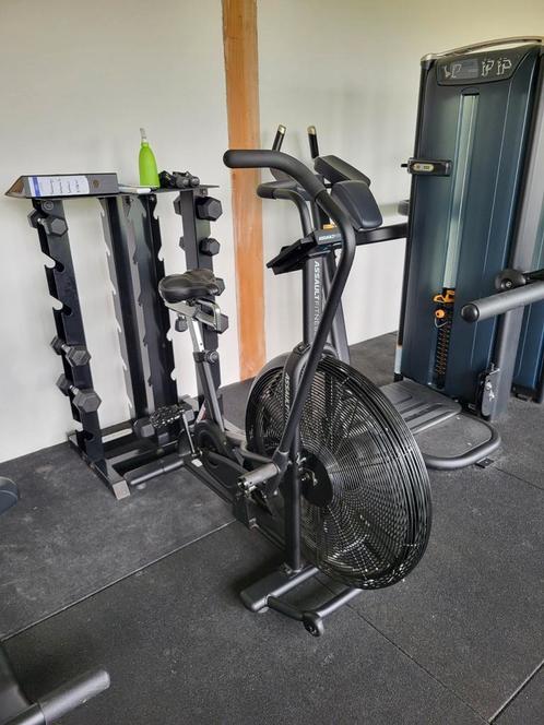 Matrix professionele fitness apparatuur, Sport en Fitness, Fitnessapparatuur, Zo goed als nieuw, Krachtstation, Borst, Metaal