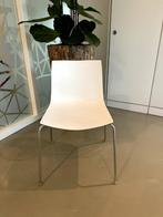 Arper Catifa stoelen (set van 3), Huis en Inrichting, Stoelen, Metaal, Drie, Design, Wit