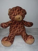 Fendi mega groten knuffel, Ophalen, Zo goed als nieuw, Stoffen beer, Overige merken