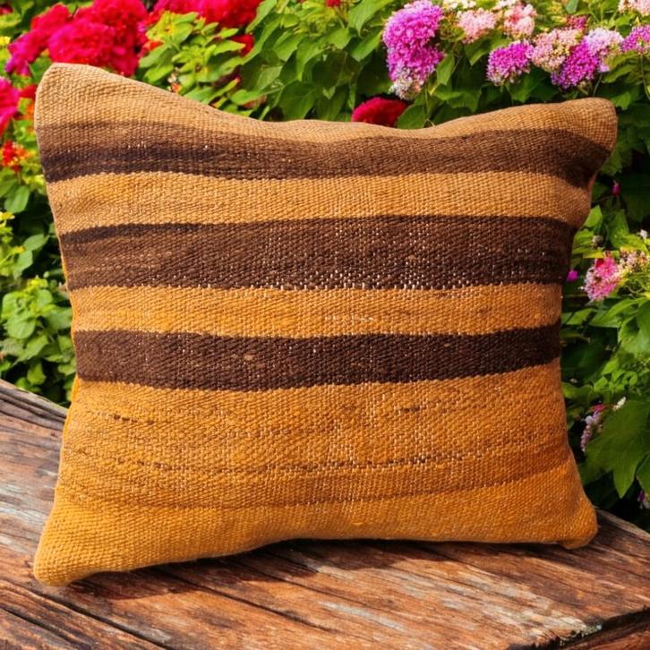 Vintage kelim kussen, berber marokkaans kussen, Huis en Inrichting, Woonaccessoires | Kussens, Nieuw, Vierkant, Ophalen of Verzenden