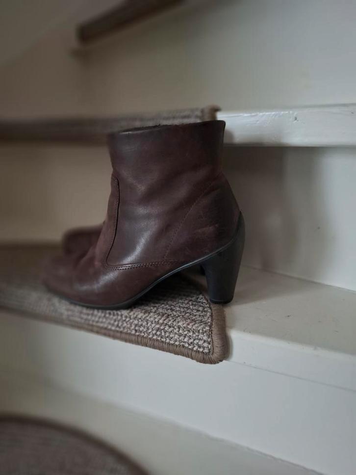 Ecco Sculpture enkellaarzen maat 38 - Goede staat!, Kleding | Dames, Schoenen, Gedragen, Lage of Enkellaarzen, Bruin, Ophalen of Verzenden