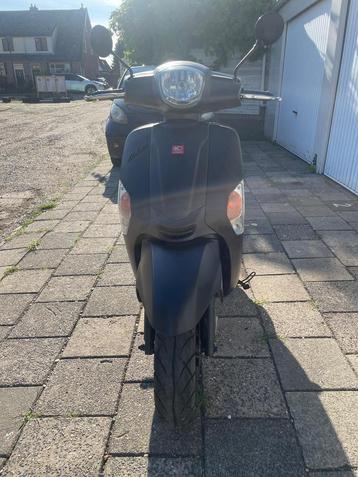 Kymco Like 50 4T 45 KM 2011 Mat Zwart beschikbaar voor biedingen