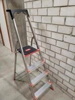 Te Koop Altrex  huishoudtrap  4 treden, Ophalen, Zo goed als nieuw, Trap, 2 tot 4 meter