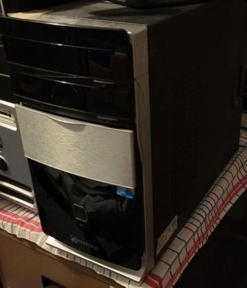 4 vintage Computers zonder harde schijf Desktops n.o.t.k.