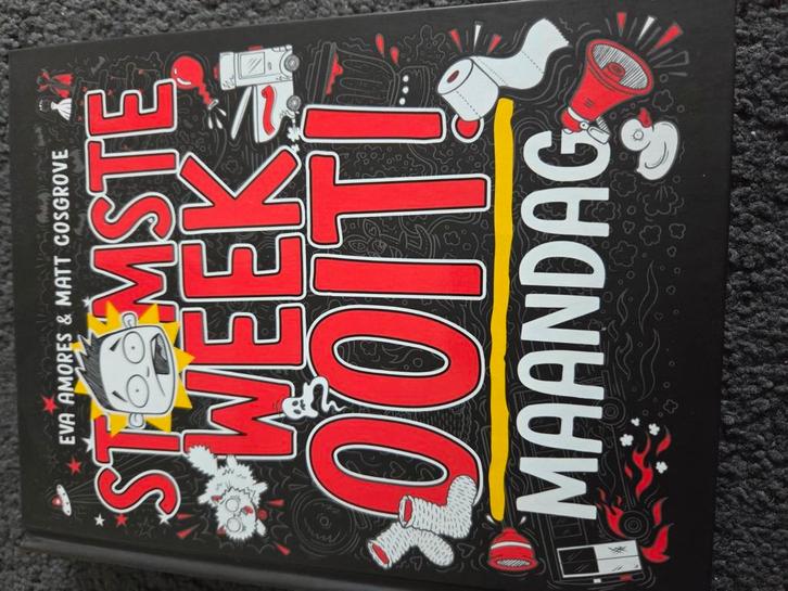 Eva Amores - Maandag, Boeken, Kinderboeken | Jeugd | onder 10 jaar, Zo goed als nieuw, Fictie algemeen, Ophalen of Verzenden