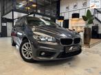 BMW 2-serie Active Tourer 218i Dealer onderhouden Garantie S, Auto's, Voorwielaandrijving, Gebruikt, Zwart, Origineel Nederlands