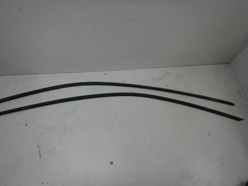 VW ID4 Daklijsten Links/rechts LB7R 11A853701C, Auto diversen, Dakdragers, Gebruikt, Ophalen of Verzenden