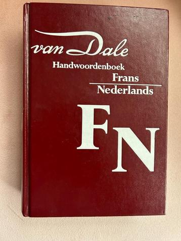 van Dale woorden boek frans nederlands handwoordenboek beschikbaar voor biedingen
