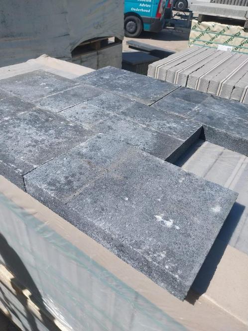 Vlaksteen 20x30x4 cm grijs/zwart actie tegel, Tuin en Terras, Tegels en Klinkers, Nieuw, Terrastegels, Beton, 10 m² of meer, Ophalen of Verzenden