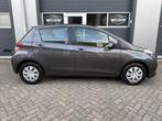 Toyota Yaris 1.0 VVT-i Aspiration 1e eigenaar NAP Airco Acht, Gebruikt, 750 kg, Origineel Nederlands, Bedrijf