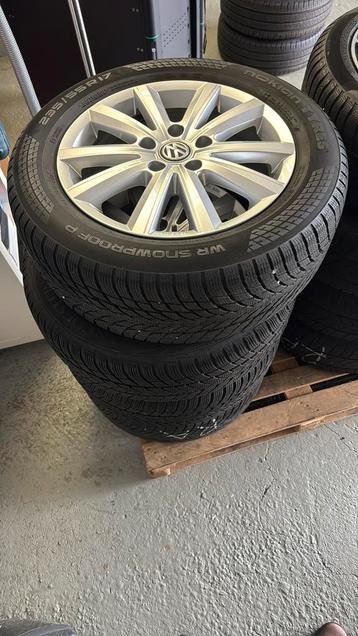 Vw transporterOrgin. LM 17 inch winterset beschikbaar voor biedingen