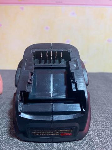Nieuwe Batterij Adapter voor DEWALT 20V beschikbaar voor biedingen