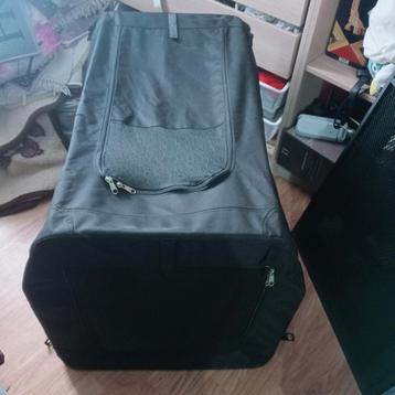 Bench voor honden en katten  beschikbaar voor biedingen