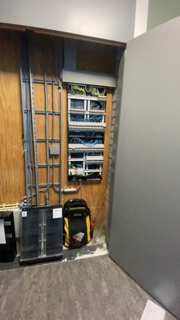 24/7 Elektricien voor al uw klussen en spoedstoringen!, Doe-het-zelf en Verbouw, Elektra en Kabels, Nieuw, Overige typen, Ophalen of Verzenden