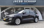 Volkswagen T-Roc 1.5 TSI Style Automaat / Navigatie / Adap., Stof, 4 cilinders, 150 pk, Zwart