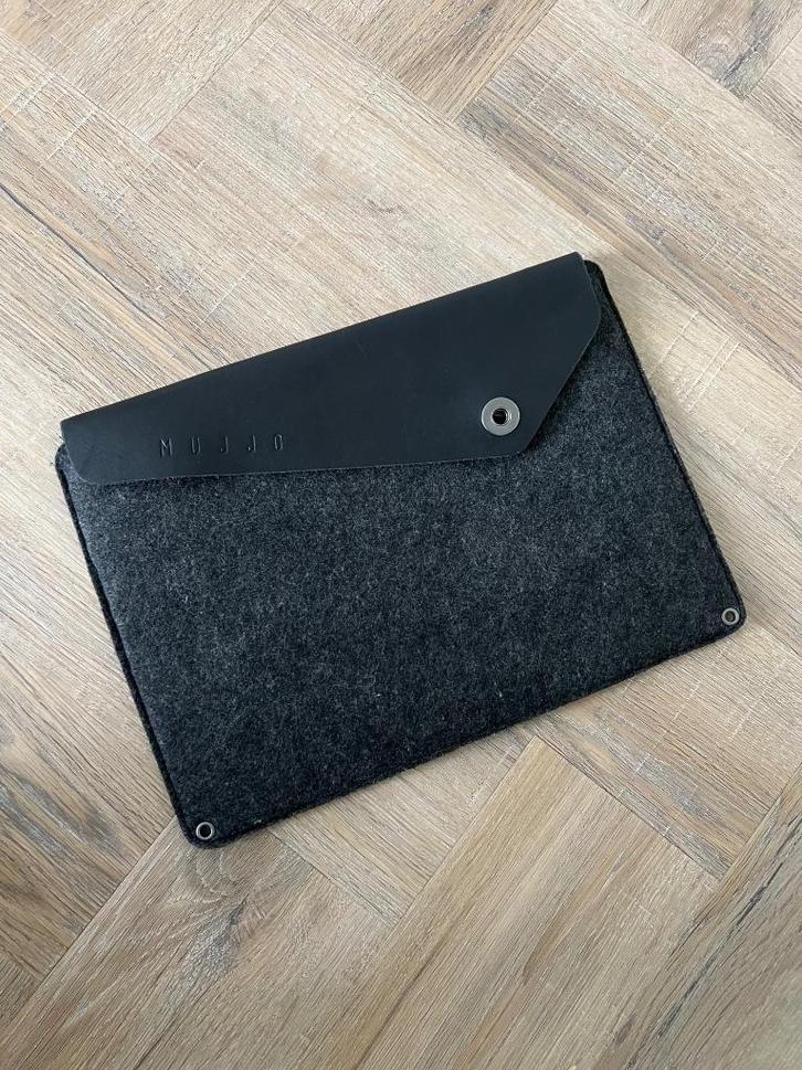 Heel goed zwart grijs vilt Macbook iPad 12" hoes sleeve case, Computers en Software, Laptophoezen, Zo goed als nieuw, 12 inch
