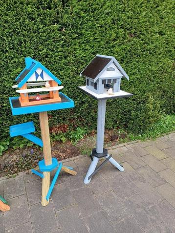 Vogelhuisjes ,Nestkastjes , Voederplateaux  etc  etc