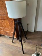 Staande vloerlamp, Huis en Inrichting, Lampen | Vloerlampen, Ophalen, Zo goed als nieuw, 150 tot 200 cm