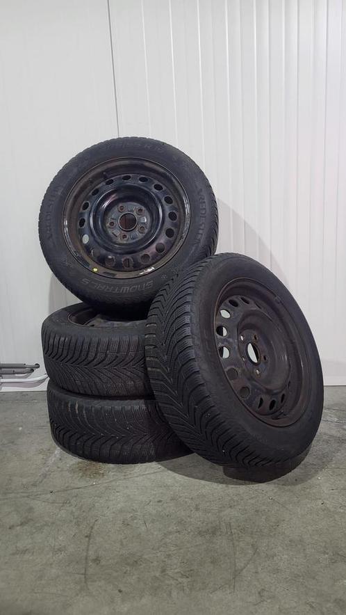 Winterbanden Vredestein Toyota Verso | 5x114,3, Auto-onderdelen, Banden en Velgen, Banden en Velgen, Winterbanden, 16 inch, 205 mm