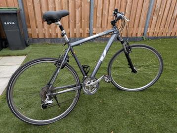 Hybride Racefiets - Goed Onderhouden beschikbaar voor biedingen