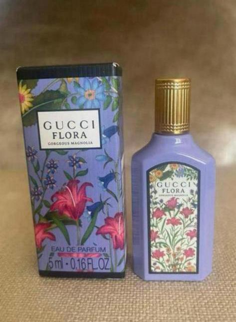 Miniatuur Gucci Flora Gorgeous Gardenia Magnolia edp 5 ml, Verzamelen, Parfumverzamelingen, Nieuw, Miniatuur, Gevuld, Ophalen of Verzenden