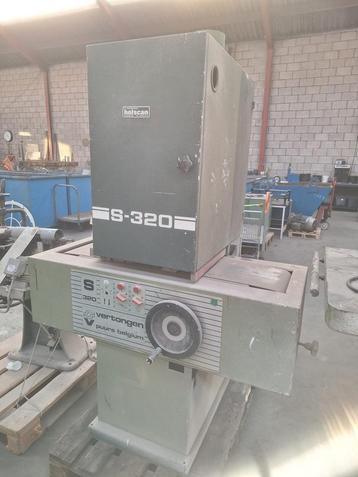 UITVERKOOP BANDSCHUURMACHINE beschikbaar voor biedingen