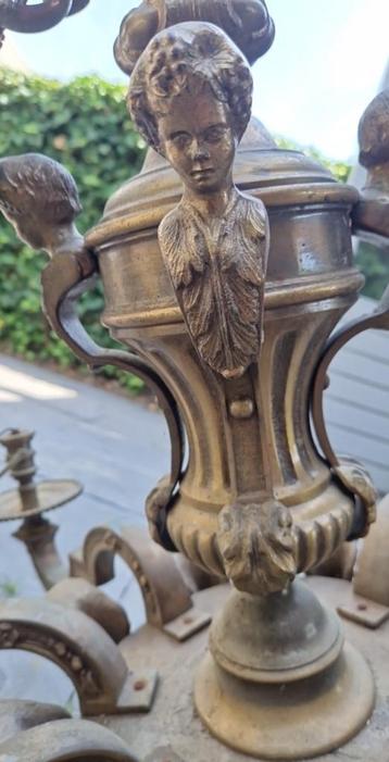 Massief bronzen Mazarin kroonluchter met 8 armen chandelier beschikbaar voor biedingen