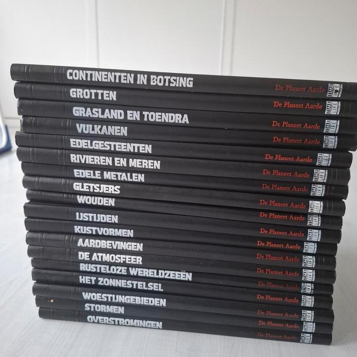 Planeet Aarde, diverse boeken (zie beschrijving), Boeken, Natuur, Gelezen, Ophalen of Verzenden