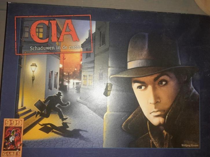 Cia, Hobby en Vrije tijd, Gezelschapsspellen | Bordspellen, Zo goed als nieuw, Een of twee spelers, Drie of vier spelers, Vijf spelers of meer