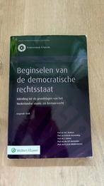 Rechtsgeleerdheid boek Universiteit Utrecht - Zo goed als ni, Ophalen of Verzenden, Alpha, Zo goed als nieuw, WO