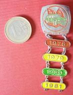 Prachtige oude  RALLY speldje  HOLLAND HERFSTTOCHT  1978, Ophalen of Verzenden, Zo goed als nieuw, Transport, Speldje of Pin