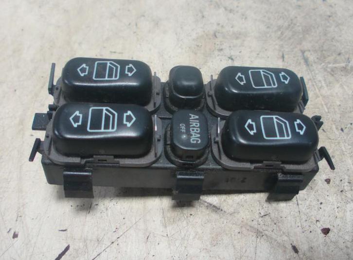 Raamschakelaar Midden Voor Mercedes-Benz A (W168) 1688202810, Auto-onderdelen, Elektronica en Kabels, Mercedes-Benz, Gebruikt