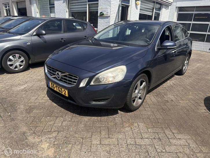 Volvo V60 1.6 T3 Summum, Auto's, Volvo, Bedrijf, Te koop, V60, ABS, Airbags, Airconditioning, Alarm, Bluetooth, Bochtverlichting