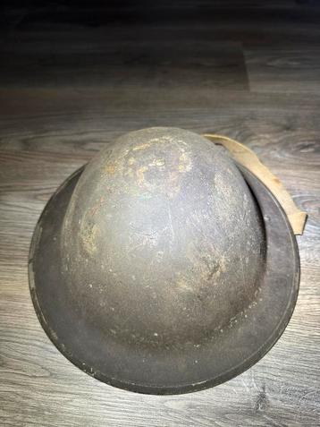 Brodie helm Wo2 Brits origineel beschikbaar voor biedingen