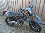 Rieju MRT 50 sm PRO Black series 'Blue' 2025 0 km Euro5, 6 versnellingen, Nieuw, Ophalen of Verzenden, Borrassa 41-45 17600 Figueres Spanje