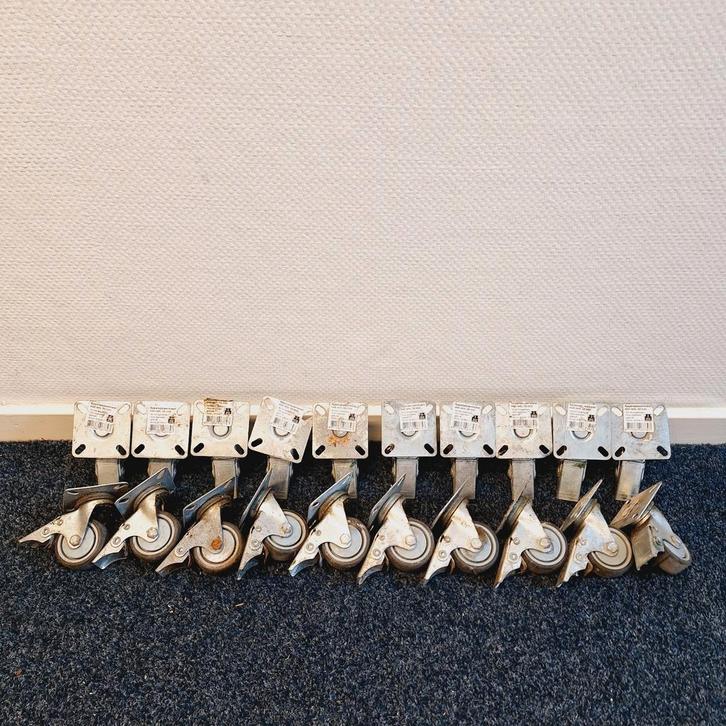 14x Apparaatzwenkwiel met Rem (50 mm) | Max. 40 kg | Grijs, Doe-het-zelf en Verbouw, Zwenkwielen, Gebruikt, Ophalen of Verzenden