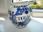 Puntgave Delftsblauwe handpainted Tobacco vaas, 15 cm hoog, Overige kleuren, Aardewerk of Porselein, Nieuw, Ophalen of Verzenden
