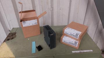 Siemens Simatic S7-300 Analog Output Module SM332 beschikbaar voor biedingen