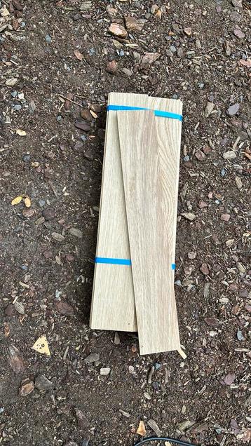 Restpartij (19m2) eikenhout parket plankjes 550x90x6 mm beschikbaar voor biedingen
