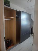 Schuifdeurkast - Praktisch en Stijlvol, Huis en Inrichting, Kasten | Kledingkasten, Ophalen, Gebruikt, Kunststof, 200 cm of meer