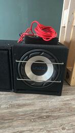 Subwoofers met stroomkabels en versterker, Auto diversen, Autospeakers, Ophalen, Zo goed als nieuw